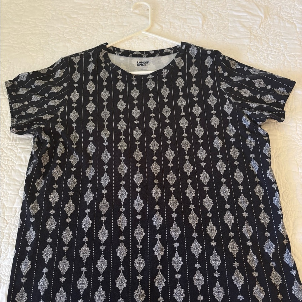 Lands End T shirt large